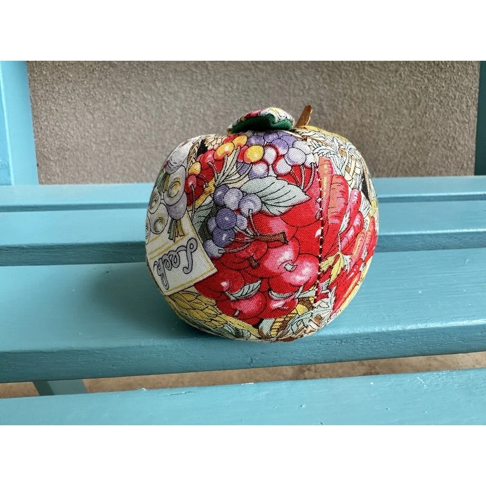 Vintage Fabric Apple Pin Needle Cushion‎ Fruits Veggie 3